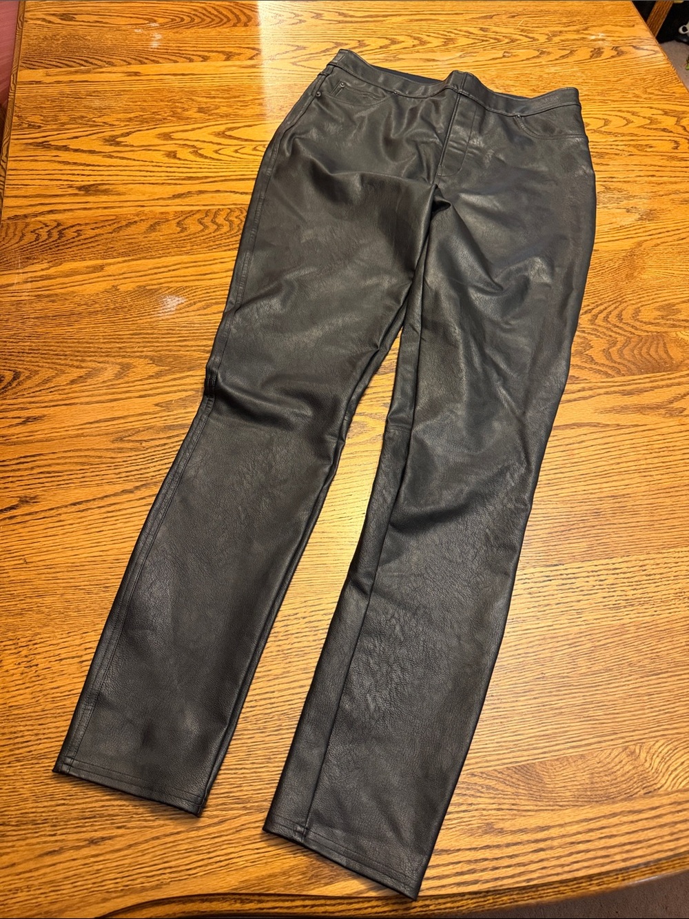 SPANX Black Active Leggings with Red Logo Tab